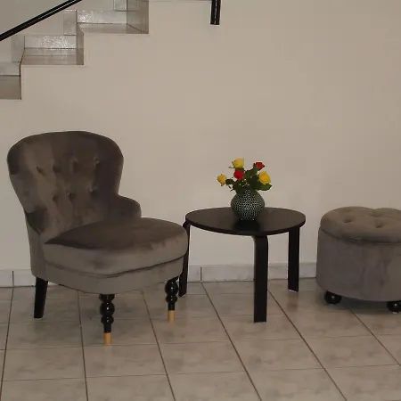 Biro 아파트 잘라카로쉬