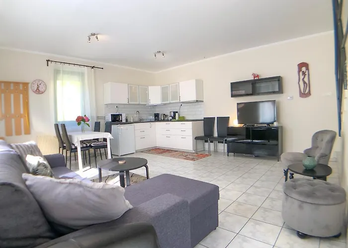 Biro Lägenhet Zalakaros